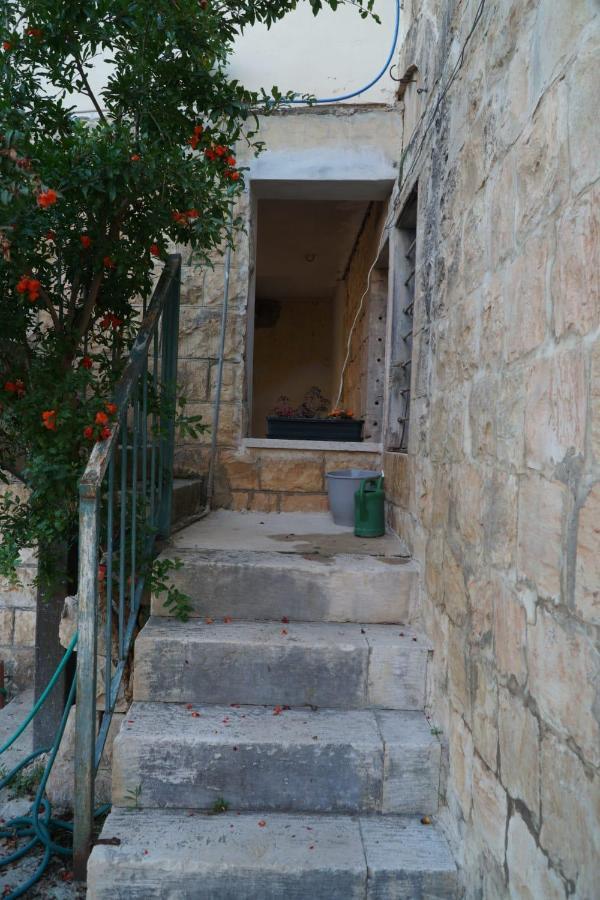 Mi'Ilya Chocolate House Guest House Mi'ilya Exterior foto